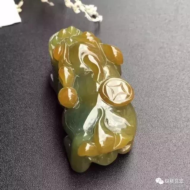 翡翠知识全解,我的翡翠全绿了-第4张图片-翡翠网 翡翠知识全解,我的翡翠全绿了-第4张图片-翡翠网