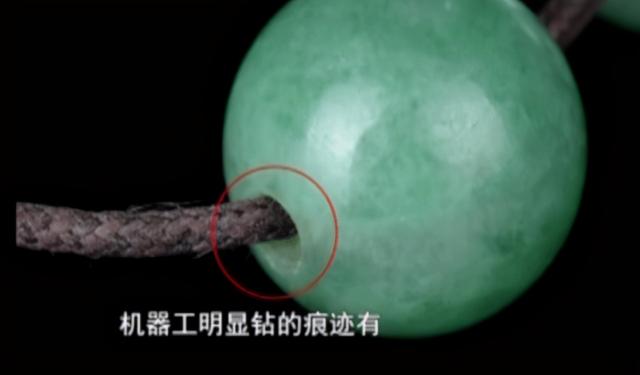 翡翠手镯后面加佛头好吗翡翠手镯可以传给女儿吗-第4张图片-翡翠网 翡翠手镯后面加佛头好吗翡翠手镯可以传给女儿吗-第4张图片-翡翠网