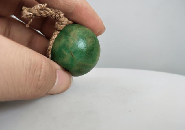 翡翠手镯后面加佛头好吗翡翠手镯可以传给女儿吗-第5张图片-翡翠网 翡翠手镯后面加佛头好吗翡翠手镯可以传给女儿吗-第5张图片-翡翠网