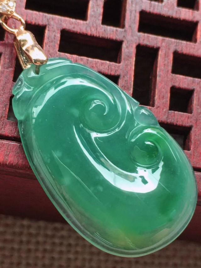 翡翠有蓝冰的吗冰蓝翡翠价格-第9张图片-翡翠网 翡翠有蓝冰的吗冰蓝翡翠价格-第9张图片-翡翠网