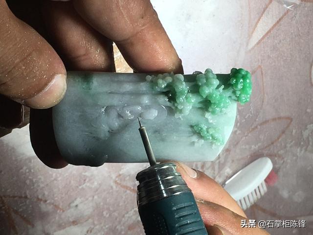 翡翠毛料原石,一叶一菩提翡翠原石图片-第6张图片-翡翠网 翡翠毛料原石,一叶一菩提翡翠原石图片-第6张图片-翡翠网