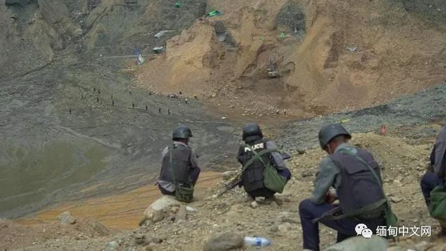 翡翠原石最近有什么事件,玉石翡翠原石-第8张图片-翡翠网 翡翠原石最近有什么事件,玉石翡翠原石-第8张图片-翡翠网