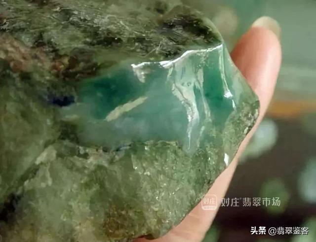 翡翠原石雾知识大全翡翠原石打灯白雾图-第3张图片-翡翠网 翡翠原石雾知识大全翡翠原石打灯白雾图-第3张图片-翡翠网