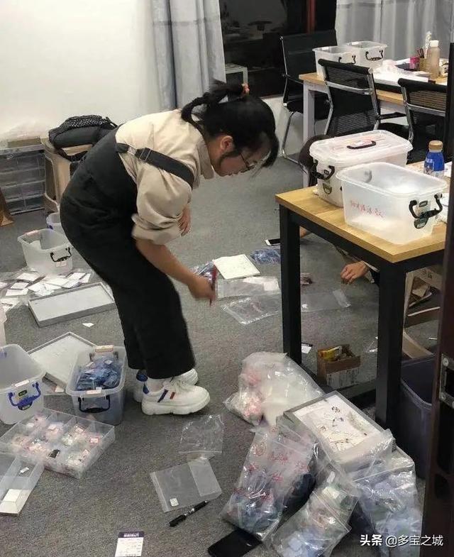 举石珠宝一毛直播,举石翡翠知识-第6张图片-翡翠网 举石珠宝一毛直播,举石翡翠知识-第6张图片-翡翠网