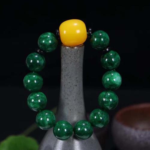 翡翠手串知识大全,翡翠手串的寓意和象征-第6张图片-翡翠网 翡翠手串知识大全,翡翠手串的寓意和象征-第6张图片-翡翠网