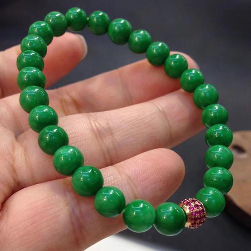 翡翠手串知识大全,翡翠手串的寓意和象征-第14张图片-翡翠网 翡翠手串知识大全,翡翠手串的寓意和象征-第14张图片-翡翠网