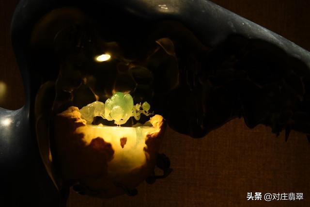 翡翠图片欣赏图片**作品玉石雕刻图案大全素描-第8张图片-翡翠网 翡翠图片欣赏图片**作品玉石雕刻图案大全素描-第8张图片-翡翠网