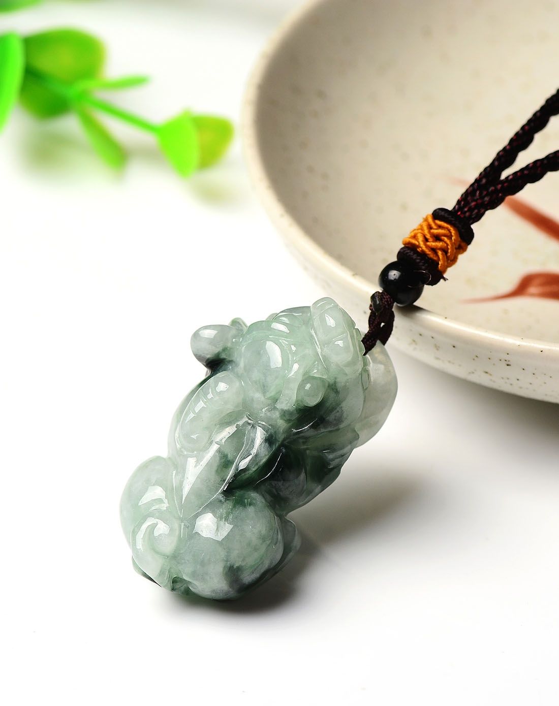 翡翠a货是什么意思翡翠貔貅a货价格-第1张图片-翡翠网 翡翠a货是什么意思翡翠貔貅a货价格-第1张图片-翡翠网