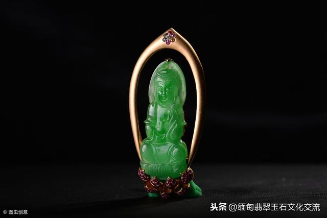 最全翡翠知识冰种翡翠分哪几种-第4张图片-翡翠网 最全翡翠知识冰种翡翠分哪几种-第4张图片-翡翠网