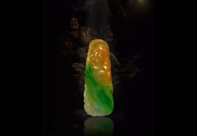 黄加绿大马坎翡翠原石大马坎带皮巧雕作品-第18张图片-翡翠网 黄加绿大马坎翡翠原石大马坎带皮巧雕作品-第18张图片-翡翠网