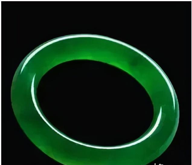 白翡翠价格及图片,白翡翠图片价格表-第8张图片-翡翠网 白翡翠价格及图片,白翡翠图片价格表-第8张图片-翡翠网