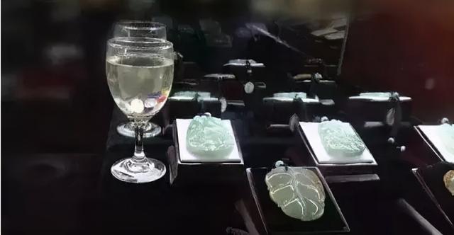 翡翠知识小盘点的简单介绍-第16张图片-翡翠网 翡翠知识小盘点的简单介绍-第16张图片-翡翠网