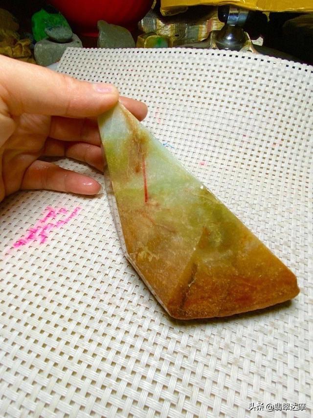 自己在家怎么给翡翠原石去皮,翡翠原石切割技巧-第4张图片-翡翠网 自己在家怎么给翡翠原石去皮,翡翠原石切割技巧-第4张图片-翡翠网