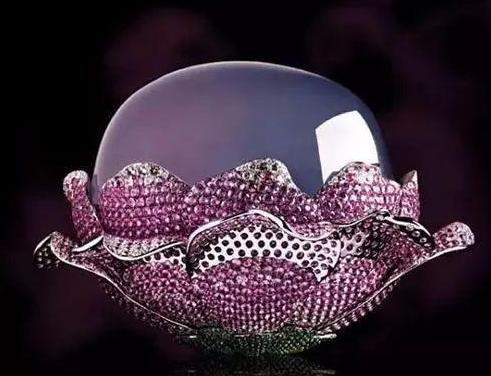 翡翠原石春彩料种类,春底的翡翠原石价格-第5张图片-翡翠网 翡翠原石春彩料种类,春底的翡翠原石价格-第5张图片-翡翠网