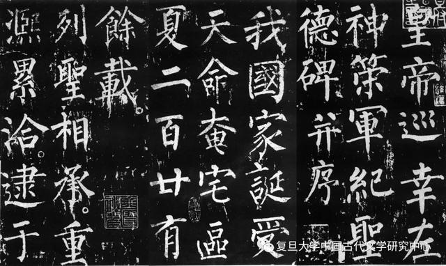 翁巴列场口原石皮壳特点,翁启功翡翠原石厂口地址-第3张图片-翡翠网 翁巴列场口原石皮壳特点,翁启功翡翠原石厂口地址-第3张图片-翡翠网