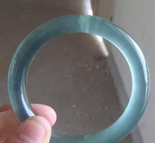 包含全绿翡翠手镯百科知识的词条-第49张图片-翡翠网 包含全绿翡翠手镯百科知识的词条-第49张图片-翡翠网