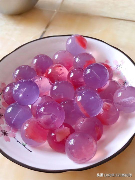 翡翠冰种多少钱天然翡翠原石直播冰种玉手镯-第17张图片-翡翠网 翡翠冰种多少钱天然翡翠原石直播冰种玉手镯-第17张图片-翡翠网