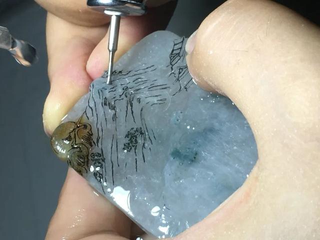 雕刻翡翠山水件价格,翡翠山水牌雕刻视频-第3张图片-翡翠网 雕刻翡翠山水件价格,翡翠山水牌雕刻视频-第3张图片-翡翠网