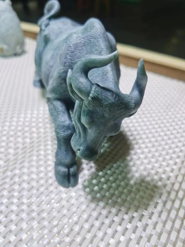 为什么镶嵌的翡翠佛公都那么小,翡翠小佛价格-第3张图片-翡翠网 为什么镶嵌的翡翠佛公都那么小,翡翠小佛价格-第3张图片-翡翠网