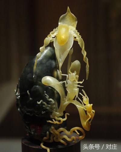 冰种兰花翡翠价格飘花冰种翡翠手镯-第5张图片-翡翠网 冰种兰花翡翠价格飘花冰种翡翠手镯-第5张图片-翡翠网