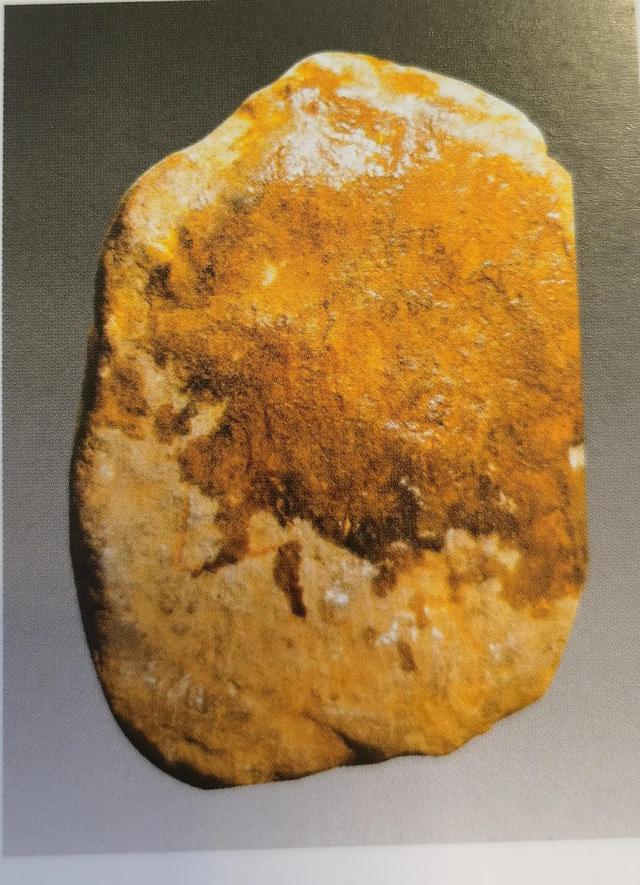 翡翠原石有假的吗,翡翠原石切口明料真假-第3张图片-翡翠网 翡翠原石有假的吗,翡翠原石切口明料真假-第3张图片-翡翠网