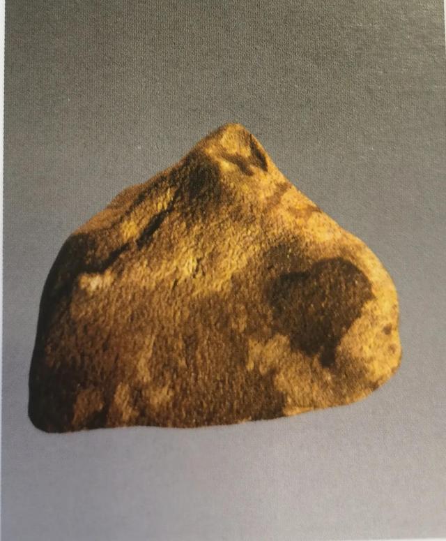 翡翠原石有假的吗,翡翠原石切口明料真假-第4张图片-翡翠网 翡翠原石有假的吗,翡翠原石切口明料真假-第4张图片-翡翠网