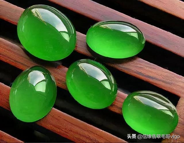 冰种翡翠贵吗翡翠成色跟价格的关系-第2张图片-翡翠网 冰种翡翠贵吗翡翠成色跟价格的关系-第2张图片-翡翠网