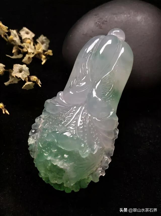 关于翡翠需要了解是什么知识如何了解翡翠知识-第10张图片-翡翠网 关于翡翠需要了解是什么知识如何了解翡翠知识-第10张图片-翡翠网