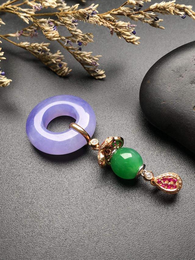 甜甜圈翡翠知识,面包圈的寓意-第3张图片-翡翠网 甜甜圈翡翠知识,面包圈的寓意-第3张图片-翡翠网