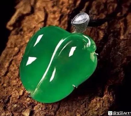 于荣光翡翠手镯于荣光翡翠凤凰-第27张图片-翡翠网 于荣光翡翠手镯于荣光翡翠凤凰-第27张图片-翡翠网