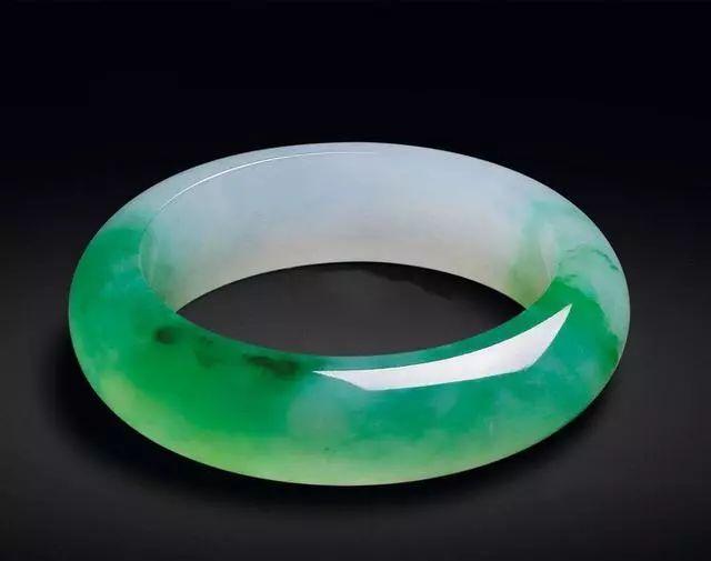 于荣光翡翠手镯于荣光翡翠凤凰-第30张图片-翡翠网 于荣光翡翠手镯于荣光翡翠凤凰-第30张图片-翡翠网