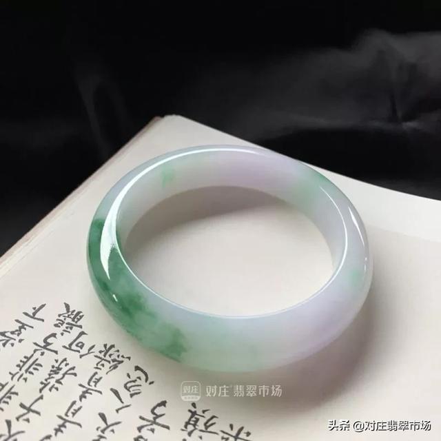 翡翠镯子知识入门完整版的简单介绍-第25张图片-翡翠网 翡翠镯子知识入门完整版的简单介绍-第25张图片-翡翠网