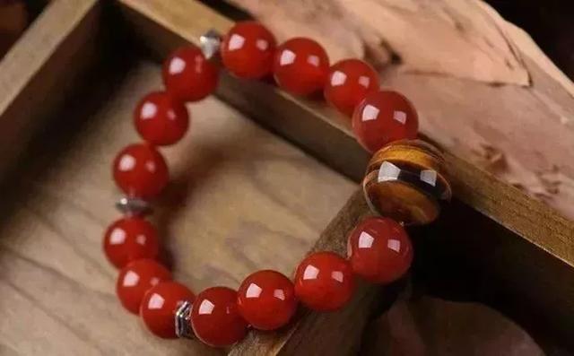 老坑冰种翡翠紫罗兰天然翡翠手镯每克是多少钱-第26张图片-翡翠网 老坑冰种翡翠紫罗兰天然翡翠手镯每克是多少钱-第26张图片-翡翠网