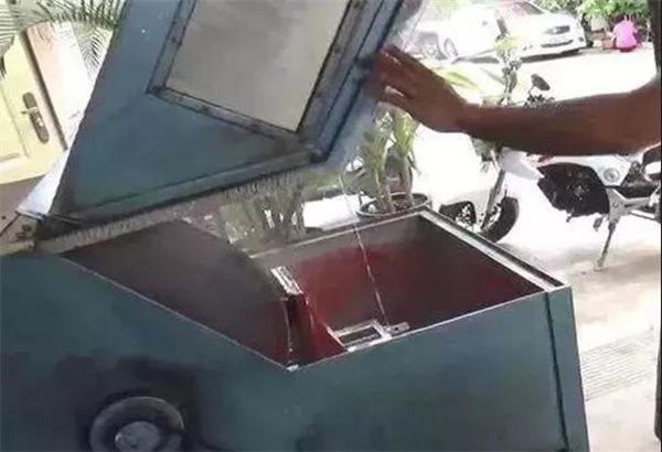 希少经典翡翠原石冰种翡翠原石-第4张图片-翡翠网 希少经典翡翠原石冰种翡翠原石-第4张图片-翡翠网