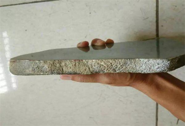 希少经典翡翠原石冰种翡翠原石-第7张图片-翡翠网 希少经典翡翠原石冰种翡翠原石-第7张图片-翡翠网