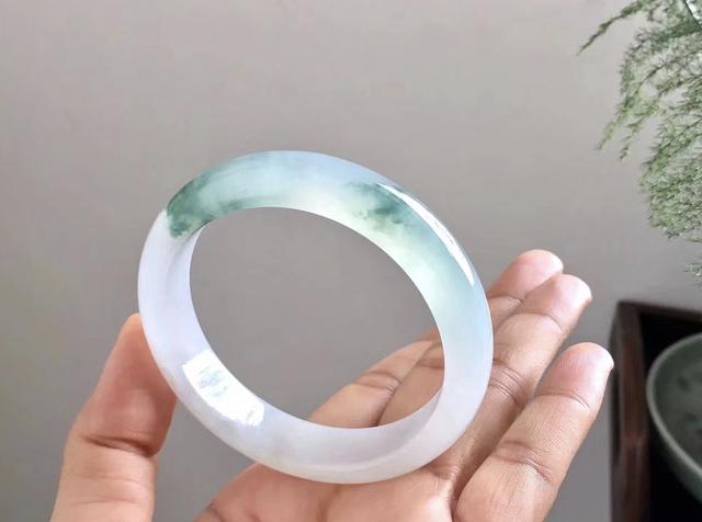 包含缅甸翡翠价格鉴定的词条-第4张图片-翡翠网 包含缅甸翡翠价格鉴定的词条-第4张图片-翡翠网