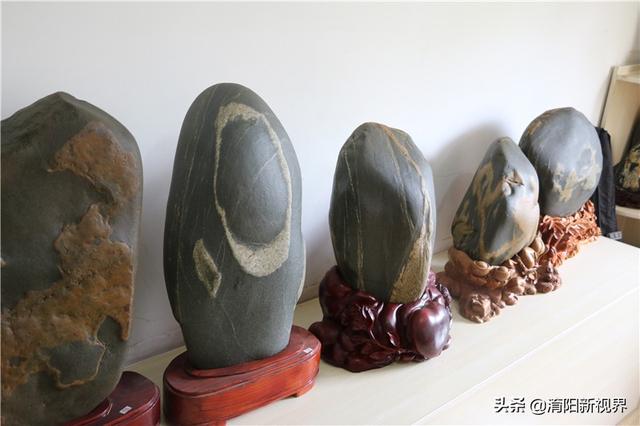 河里透明鹅卵石是玉吗,河里翡翠原石吗-第25张图片-翡翠网 河里透明鹅卵石是玉吗,河里翡翠原石吗-第25张图片-翡翠网