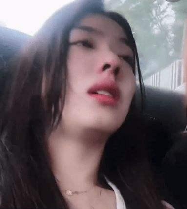 孙一宁抖音号,抖音孙一宁直播间seven是谁-第10张图片-翡翠网 孙一宁抖音号,抖音孙一宁直播间seven是谁-第10张图片-翡翠网