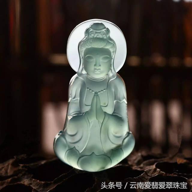 a货翡翠观音价格翡翠观音吊坠多少钱-第5张图片-翡翠网 a货翡翠观音价格翡翠观音吊坠多少钱-第5张图片-翡翠网