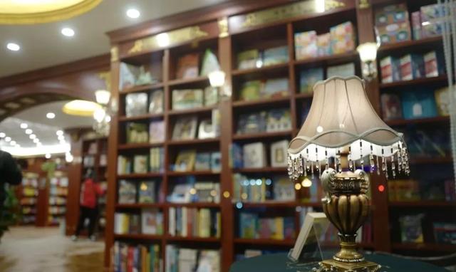 北京卖翡翠知识的书店,北京买连环画的书店-第8张图片-翡翠网 北京卖翡翠知识的书店,北京买连环画的书店-第8张图片-翡翠网