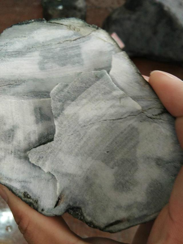 包含翡翠原石莫西沙的词条-第6张图片-翡翠网 包含翡翠原石莫西沙的词条-第6张图片-翡翠网