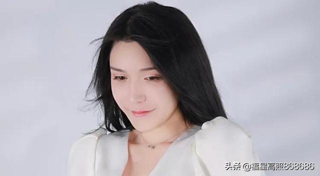 抖音晨曦姐姐流出视频抖音晨曦51秒视频-第3张图片-翡翠网 抖音晨曦姐姐流出视频抖音晨曦51秒视频-第3张图片-翡翠网