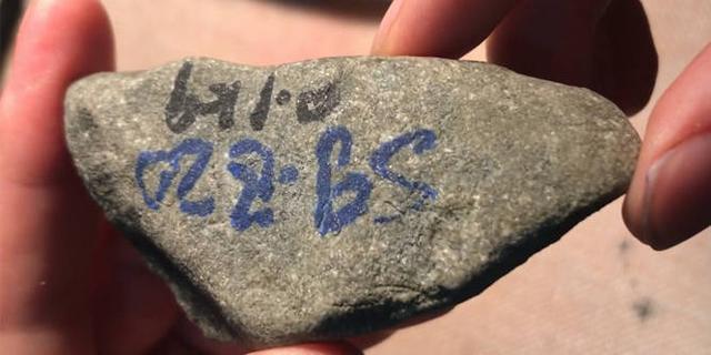 翡翠原石客服,蓝翡翠原石视频-第1张图片-翡翠网 翡翠原石客服,蓝翡翠原石视频-第1张图片-翡翠网