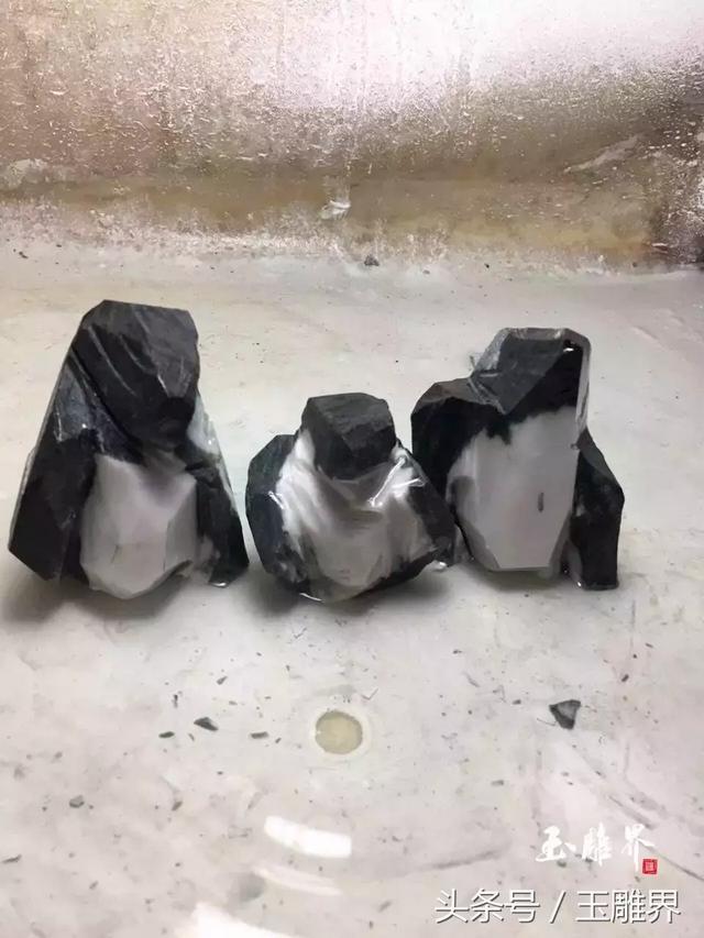 海蓝色翡翠原石,波罗的海蜜蜡原石-第9张图片-翡翠网 海蓝色翡翠原石,波罗的海蜜蜡原石-第9张图片-翡翠网