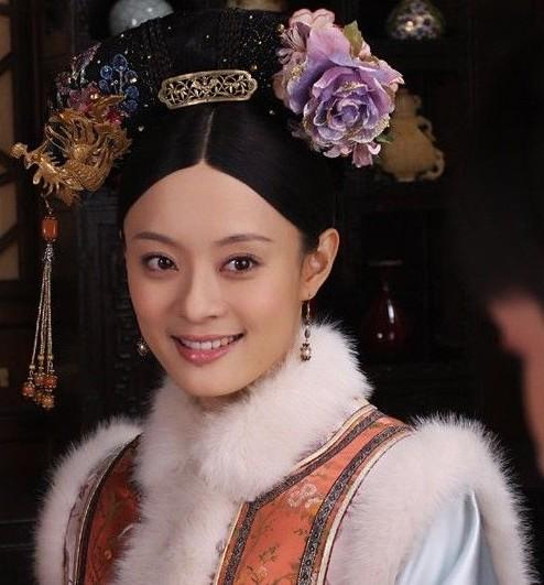 翡翠手镯女人手上的风景,手镯戴哪个手好女-第1张图片-翡翠网 翡翠手镯女人手上的风景,手镯戴哪个手好女-第1张图片-翡翠网