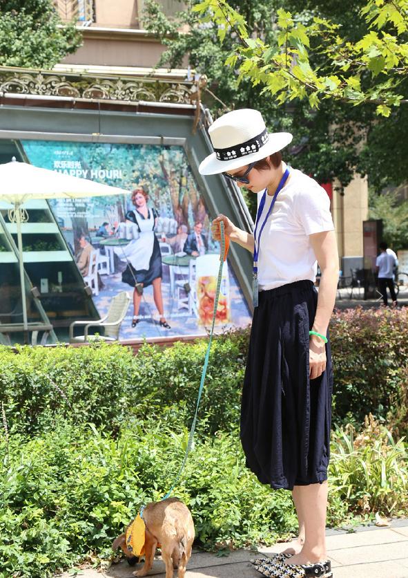 翡翠手镯女人手上的风景,手镯戴哪个手好女-第3张图片-翡翠网 翡翠手镯女人手上的风景,手镯戴哪个手好女-第3张图片-翡翠网