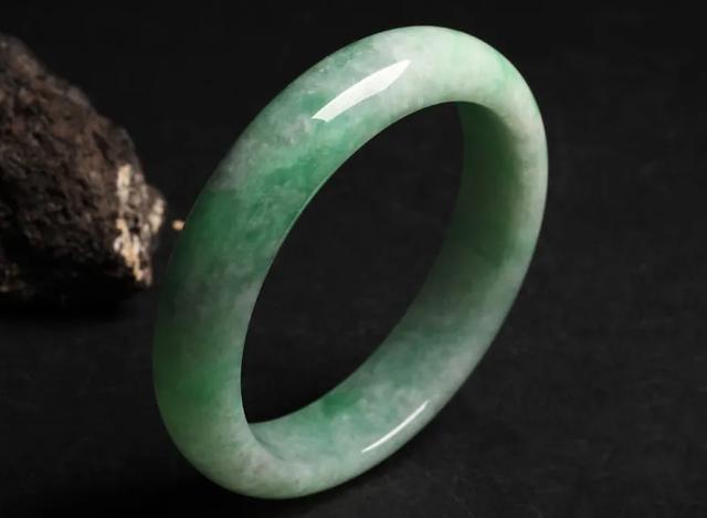 翡翠知识公众号翡翠知识网站-第5张图片-翡翠网 翡翠知识公众号翡翠知识网站-第5张图片-翡翠网