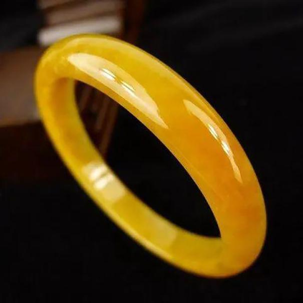 翡翠相关小知识,史上最全翡翠知识建议收藏-第19张图片-翡翠网 翡翠相关小知识,史上最全翡翠知识建议收藏-第19张图片-翡翠网