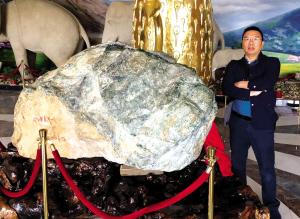 莫西沙翡翠原石三不买,三吨翡翠原石-第1张图片-翡翠网