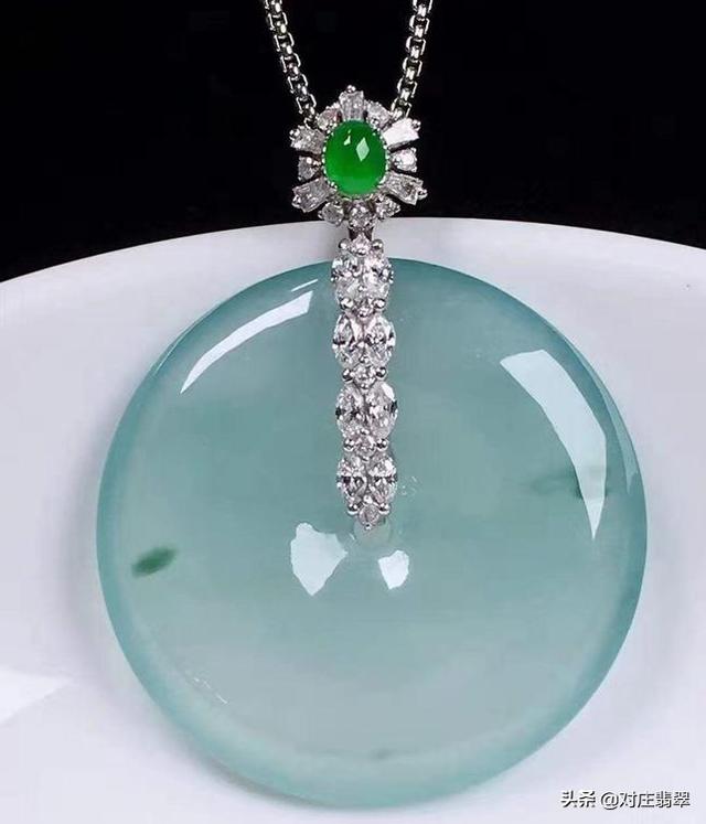 翡翠危料价格危料翡翠为什么不好-第3张图片-翡翠网 翡翠危料价格危料翡翠为什么不好-第3张图片-翡翠网